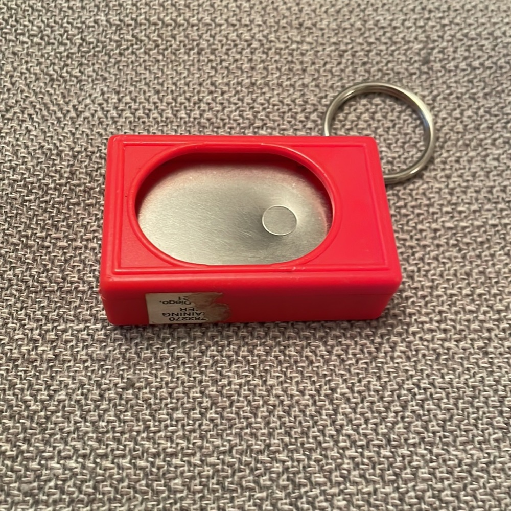 Vintage PETCO Dog Training Clicker Key Chain - Picture 2 of 6